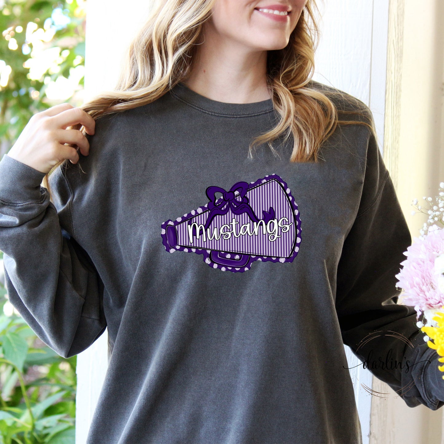 Prepster Megaphone And Bow - Mustangs - Purple